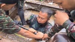 Prajurit TNI Masuk Got dari Kodam Siliwangi Ini Dapat Penghargaan dari KSAD<