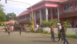 Rutan Kelas IIB Bima Rusuh, Belasan Tahanan Kabur setelah Dobrak Pintu