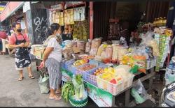  Harga Minyak Goreng Masih Tinggi, Pembeli dan  Pedagang di Pasar Sama-sama Mengeluh<