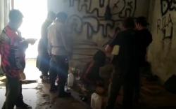 Perempuan Tewas di Gedung Bekas Bioskop Ternyata Ditemani Suami yang Linglung