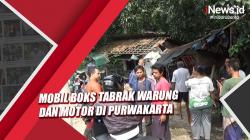 Pecah Ban, Mobil Boks Tabrak Warung dan Motor di Purwakarta 