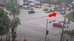 Kronologi Polisi Ditabrak Mobil hingga Terpental, Sempat Berpegangan di Kap Mesin<