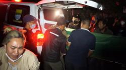 Jenazah Guru SDN Tilil Tiba di Rumah Duka, Tangis Keluarga dan Rekan Kerja Pecah<