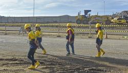 Uang Kiriman PMI NTB Capai Rp25 Miliar, Wagub Ingatkan Soal Pemberdayaan Ekonomi<