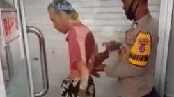 Niat Bobol ATM, Pria Bersarung di Mesuji Malah Terkunci di Bank