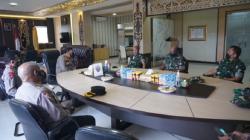 Pangdam Kasuari Mayjen TNI Gabriel Lema Datangi Polda Papua Barat