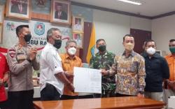 Bupati Kubu Raya Mediasi Kelompok Buruh yang Bentrok, Sepakat Damai