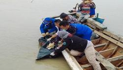Hilang 4 Hari, Jasad ABK KM Luragung Ditemukan 8 Mil dari Laut Eretan Indramayu<