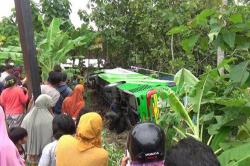  Evakuasi Bus Maju Lancar Terguling di Gunungkidul Terkendala Medan yang Sulit