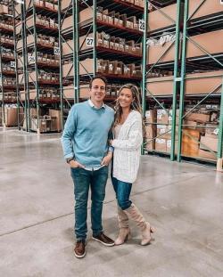 Perempuan Ini Pilih Berhenti dari Pekerjaannya dan Fokus Jualan Online dengan Penghasilan Rp2,02 Triliun