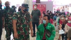 Keren, Vaksinasi di Cirebon Dipadukan Pameran Alutsista Pertahanan Udara