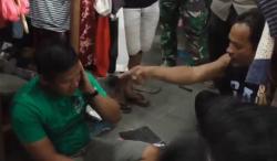 Suami Gerebek Istri Tinggal Serumah Bareng Laki-Laki Lain, Sering Transfer Uang