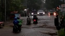 Diterjang Banjir, 181 Rumah Warga Tiga Kelurahan di Cimahi Rusak<