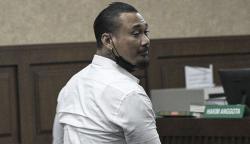 Ekspresi Jerinx Dituntut 2 Tahun Penjara