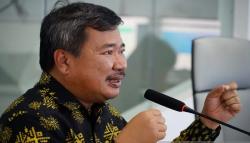 Dinilai Efisien, Pemkab Garut Tertarik Aspal Plastik untuk Bangun Jalan