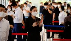 Korsel Cabut Aturan Wajib Masker Luar Ruangan mulai Pekan Depan 