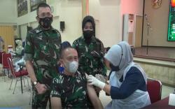 Petinggi Kodam II Sriwijaya Dapat Suntikan Vaksin Penguat 