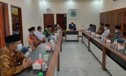 Sebut Ritual Padepokan Tunggal Jati Haram, MUI Jatim Minta Pemerintah Bertindak Tegas<