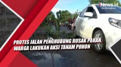 Video Protes Jalan Penghubung Rusak Parah, Warga Lakukan Aksi Tanam Pohon