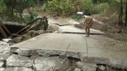 Longsor Terjang Desa Ngebung Sragen, Jalan Utama Penghubung 3 Kecamatan Amblas