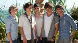 Makna Lagu Steal My Girl - One Direction: Kisah Cinta SMA Penuh Kecemburuan dan Kepossesifan