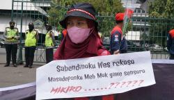 Pakar Unair: Kebijakan JHT Jamsostek Picu Proses Kemiskinan<