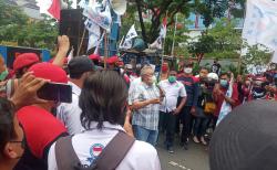 Temui Massa Buruh Tolak Aturan JHT, Legislator Gerindra: Jangan sampai Ada yang Nggembosi