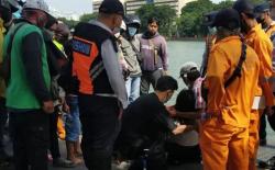 Heroik, Personel Satpol PP Ini Selamatkan Perempuan Muda yang Coba Bunuh Diri di Danau Sunter