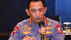 Kapolri Bangga Vaksinasi Covid Tinggi dan Ekonomi RI Tumbuh: Berkat Peran Buruh   