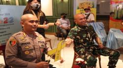 Dukung Anak Penderita Kanker, 2 Pejabat Ini Cukur Gundul 