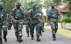 Kodam IV/Diponegoro Kirim 555 Prajurit Yonif 405/SK  Amankan Objek Vital di Papua