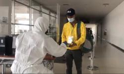 211 PMI dari Brunei Tiba di Bandara Juanda, 15 Positif Covid-19 <