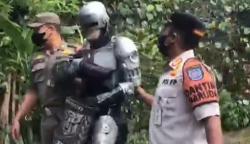 RoboCop Diamankan Satpol PP di Depok