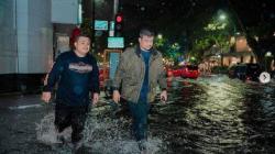 Medan Banjir, Wali Kota Bobby: Evakuasi dan Utamakan Keselamatan Warga!<