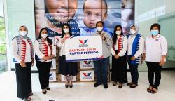 Kartini Perindo Berikan Santunan kepada Balita Penderita Tumor Pipi