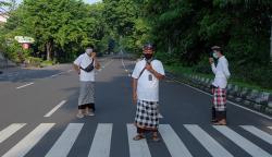 7 Larangan di Bali yang Wisatawan Perlu Tahu, Jangan Salah Bertindak!