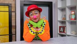 Potret Kocak Om Inu, Badut Profesional yang Berkarier Sejak SMA