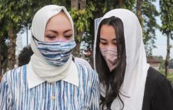 Angelina Sondakh Akhirnya Bertemu Keluarga, Sujud dan Minta Maaf di Kaki Orangtua<