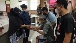 Curi Handphone untuk Berobat, Kakek Kadir di Bogor Dibebaskan Melalui Restorative Justice