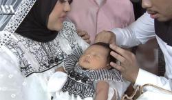 Prosesi Akikah Baby Ameena, Atta Halilintar Jadi yang Pertama Potong Rambut Putrinya