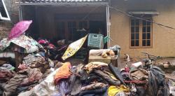 Sungai Pringapus Meluap, Rumah Warga Semarang Terendam Banjir 1 Meter