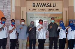 Audiensi ke Bawaslu, Perindo DIY Kenalkan Pengurus Baru 