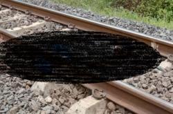 Tertabrak Kereta Api, Tubuh Warga di Way Kanan Terpotong