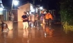 Tanggul Sungai Dawe di Kudus Jebol, Permukiman Warga Tergenang Banjir