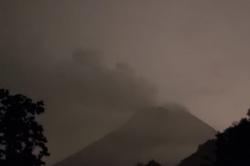  Aktivitas Gunung Merapi Masih Tinggi, Gempa Guguran Capai 140 Kali per Hari