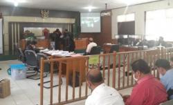 Bacakan Pledoi, Bos Investasi Bodong Rp84,9 Miliar Menangis Minta Dibebaskan dari Tuntutan