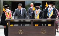 Dies Natalis ke-46 UNS, Jokowi: Harus Lincah, Cepat Belajar dengan Perubahan yang Ada