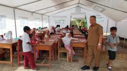 Bangunan Sekolah Rusak, Pelajar di Pasaman Barat Belajar di Tenda Darurat