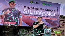 Pangdam Siliwangi Distribusikan 112 Ton Beras untuk 1.012 Ponpes dan Panti Asuhan<
