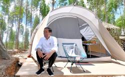Ada Mi Instan di Tenda Kemah Jokowi